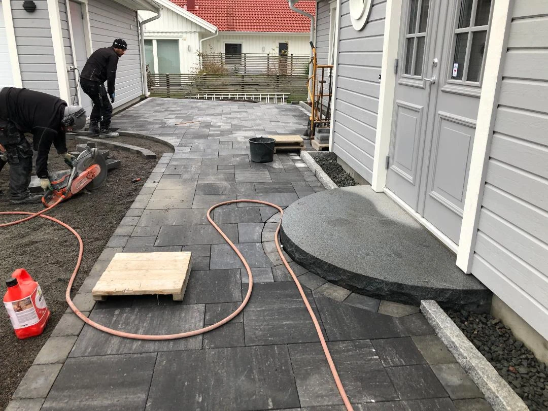 Plattläggning & asfalt